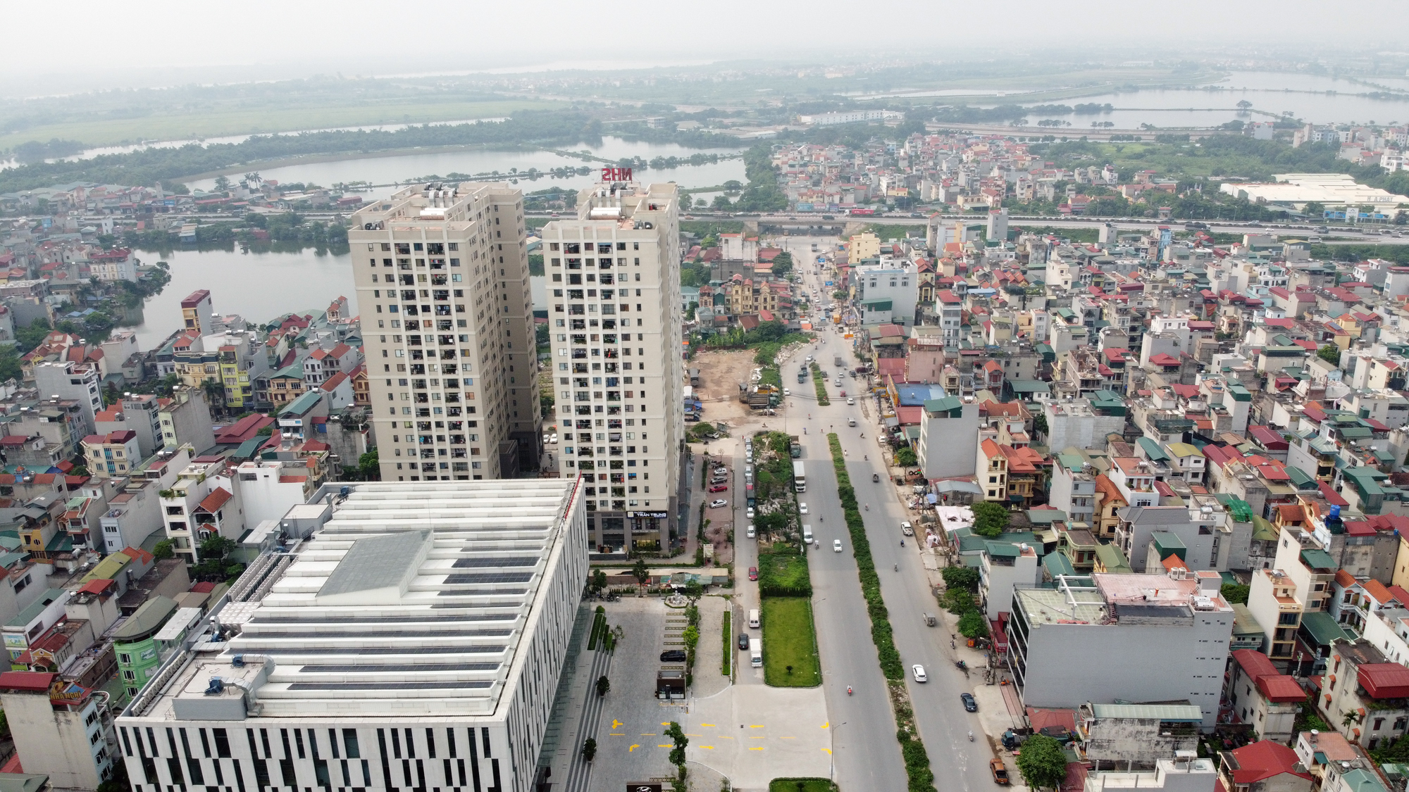 Dự án mở rộng đường Tam Trinh hơn 2.000 tỉ đồng sau 4 năm mới làm được vài trăm mét - Ảnh 5. Dự án mở rộng đường Tam Trinh hơn 2.000 tỉ đồng sau 4 năm mới làm được vài trăm mét - Ảnh 5.