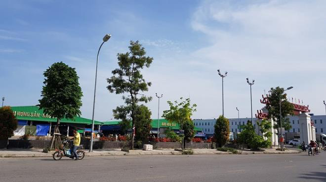 Hải Phòng: Ban thường vụ quận uỷ Hồng Bàng bị khiển trách vì để xảy ra nhiều sai phạm ở Dự án Chợ đầu mối rau, quả - Ảnh 1.