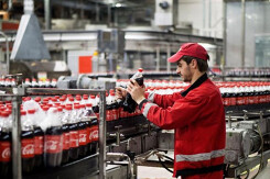Coca-Cola trở thành nhà bán hàng đầu tiên trên thế giới chấp nhận đồng Bitcoin
