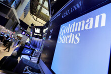 Người Anh đổ xô gửi tiền buộc Goldman Sachs dừng cấp tài khoản tiết kiệm cho khách hàng mới