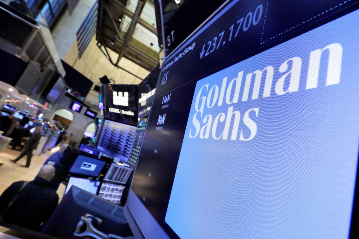 Người Anh đổ xô gửi tiền buộc Goldman Sachs dừng cấp tài khoản tiết kiệm cho khách hàng mới - Ảnh 1.