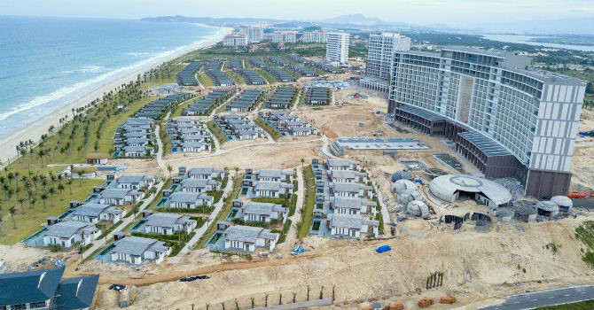Sụt hố gánh nợ, nhà đầu tư bạc mặt ôm căn hộ ‘view biển triệu đô’ - Ảnh 2. Sụt hố gánh nợ, nhà đầu tư bạc mặt ôm căn hộ ‘view biển triệu đô’ - Ảnh 2.