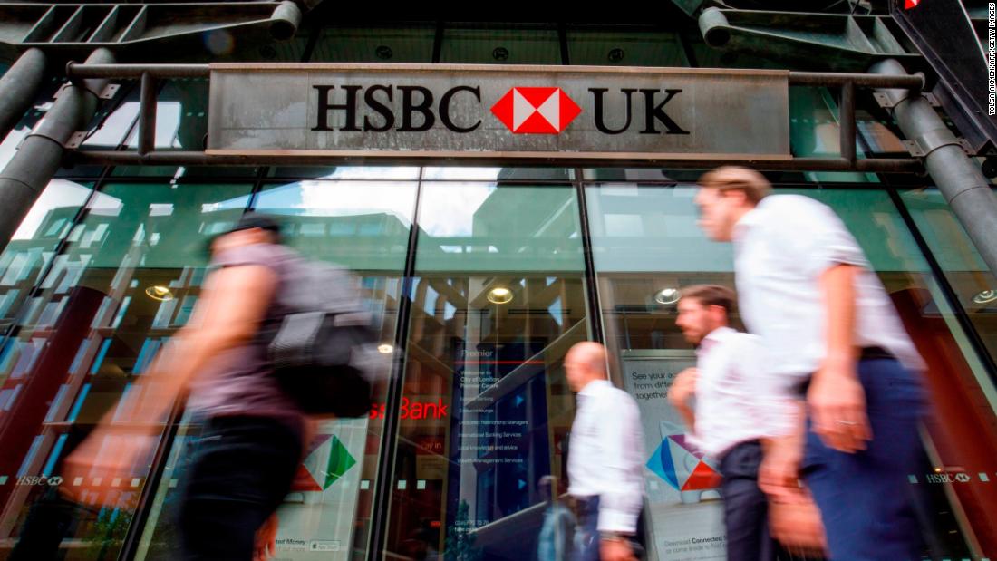 HSBC nhận mưa 'gạch đá' khi lên tiếng ủng hộ Trung Quốc trong vấn đề Hong Kong - Ảnh 1.