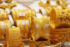 Giá vàng hôm nay 11/6: Ngóng giải pháp phục hồi kinh tế của FED, vàng giữ vững đà tăng