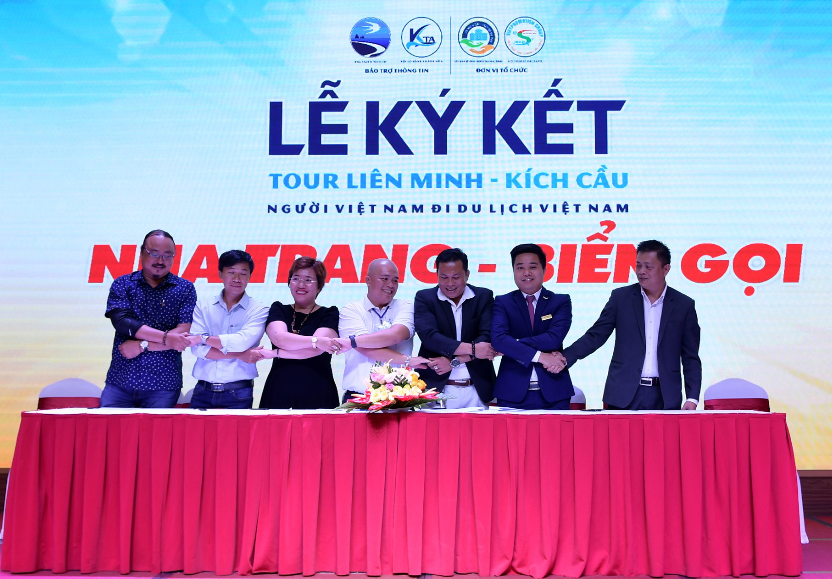 Thêm tour 'khủng' kích cầu du lịch Nha Trang – Khánh Hòa - Ảnh 1.