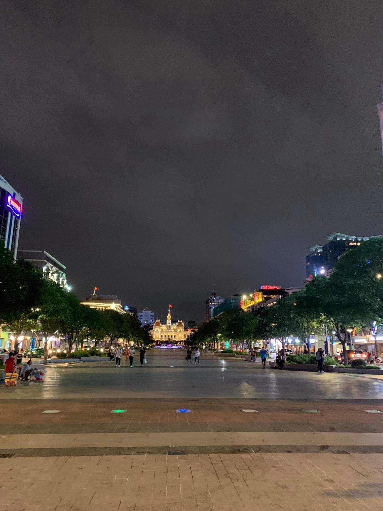 Gợi ý những trải nghiệm không nên bỏ lỡ nếu chỉ có 24 giờ khám phá Sài Gòn - Ảnh 8. Gợi ý những trải nghiệm không nên bỏ lỡ nếu chỉ có 24 giờ khám phá Sài Gòn - Ảnh 8.