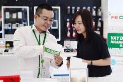 Lãi suất cho vay tín chấp tại ngân hàng bằng 1/3 công ty tài chính, vì sao người có nhu cầu vẫn ít đến ngân hàng?