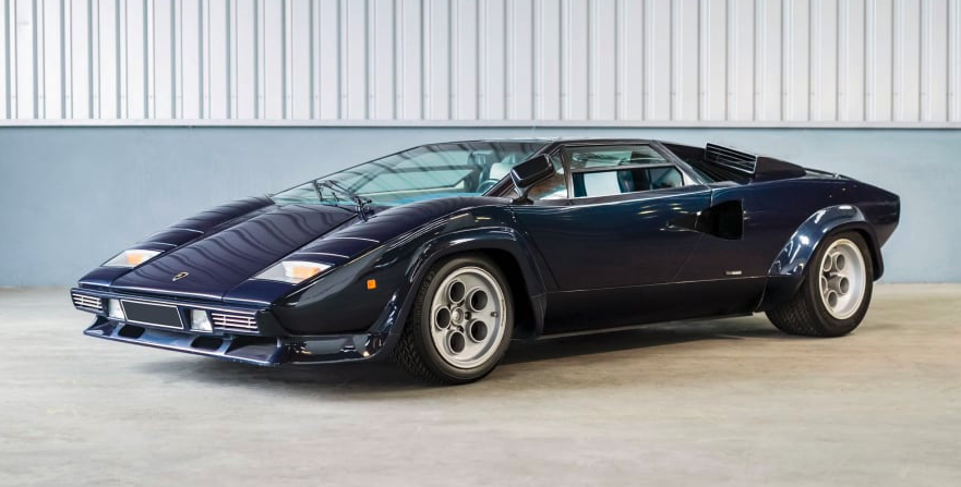Chiêm ngưỡng 8 chiếc Lamborghini cực hiếm vừa được bán với giá 2 triệu USD - Ảnh 7. Chiêm ngưỡng 8 chiếc Lamborghini cực hiếm vừa được bán với giá 2 triệu USD - Ảnh 7.