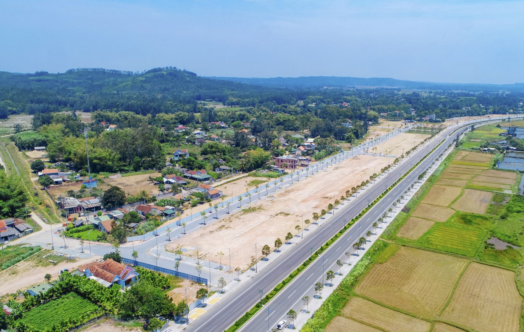 Quảng Ngãi: Chủ đầu tư các dự án xin nộp tiền thay vì bố trí quĩ đất xây dựng nhà ở xã hội - Ảnh 1.