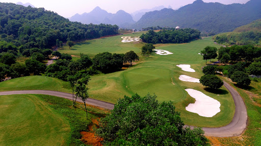 Thủ tướng Chính phủ phê duyệt chủ trương đầu tư 3 dự án sân golf ở Bắc Giang và Hòa Bình - Ảnh 1. Thủ tướng Chính phủ phê duyệt chủ trương đầu tư 3 dự án sân golf ở Bắc Giang và Hòa Bình - Ảnh 1.
