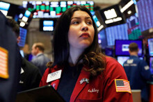 Số liệu việc làm tiêu cực, Dow Jones giảm phiên thứ hai liên tiếp