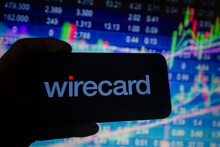 1/4 tài sản biến mất bí ẩn, giá cổ phiếu Wirecard lao dốc 60% trong một ngày