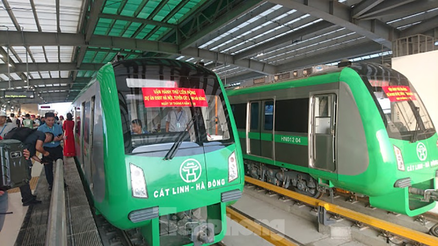 Tổng thầu đòi 50 triệu USD chạy thử tàu Cát Linh - Hà Đông: Không phải muốn là được - Ảnh 1. Tổng thầu đòi 50 triệu USD chạy thử tàu Cát Linh - Hà Đông: Không phải muốn là được - Ảnh 1.