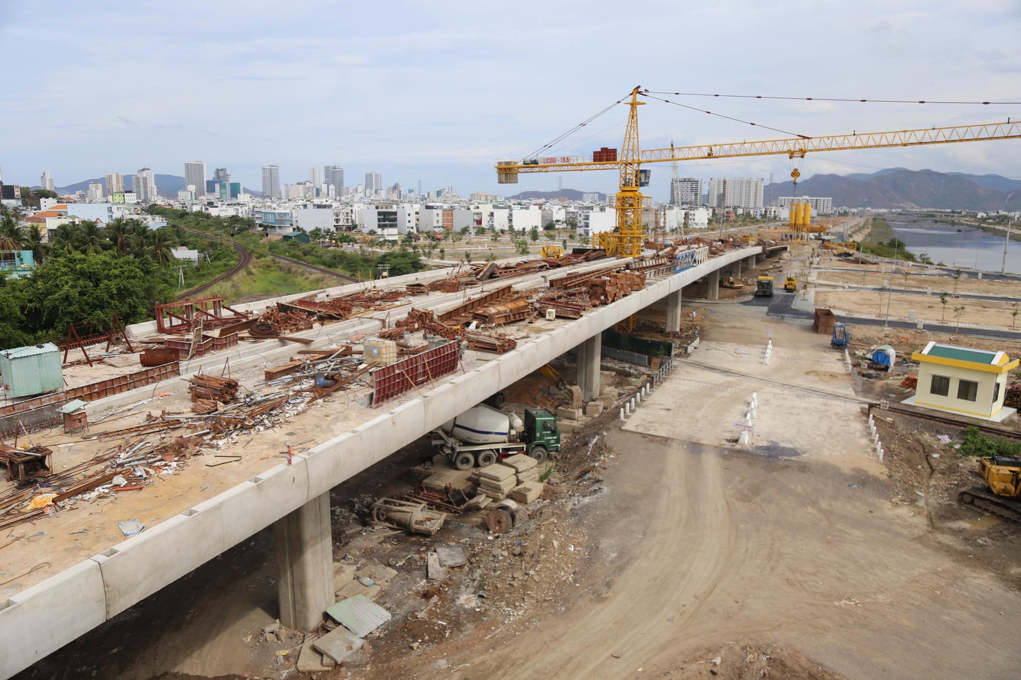 Bộ Xây dựng ủy quyền cho Sở Xây dựng Khánh Hòa thẩm định dự án của Phúc Sơn - Ảnh 2. Bộ Xây dựng ủy quyền cho Sở Xây dựng Khánh Hòa thẩm định dự án của Phúc Sơn - Ảnh 2.