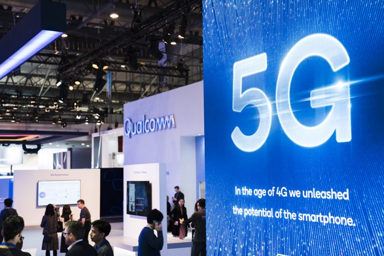 Qualcomm mở trung tâm thử nghiệm tại Việt Nam, cung cấp dịch vụ kiểm thử cho VinSmart, BKAV và Viettel. - Ảnh 1. Qualcomm mở trung tâm thử nghiệm tại Việt Nam, cung cấp dịch vụ kiểm thử cho VinSmart, BKAV và Viettel. - Ảnh 1.