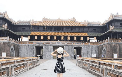 Tour du lịch Đà Nẵng - Huế xuất phát từ TP HCM: Nhiều điểm đến hấp dẫn với chi phí chỉ từ 2 triệu đồng - Ảnh 8. Tour du lịch Đà Nẵng - Huế xuất phát từ TP HCM: Nhiều điểm đến hấp dẫn với chi phí chỉ từ 2 triệu đồng - Ảnh 8.