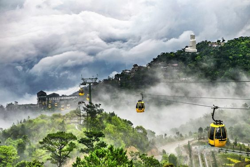 Tour du lịch Đà Nẵng - Huế xuất phát từ TP HCM: Nhiều điểm đến hấp dẫn với chi phí chỉ từ 2 triệu đồng - Ảnh 7. Tour du lịch Đà Nẵng - Huế xuất phát từ TP HCM: Nhiều điểm đến hấp dẫn với chi phí chỉ từ 2 triệu đồng - Ảnh 7.