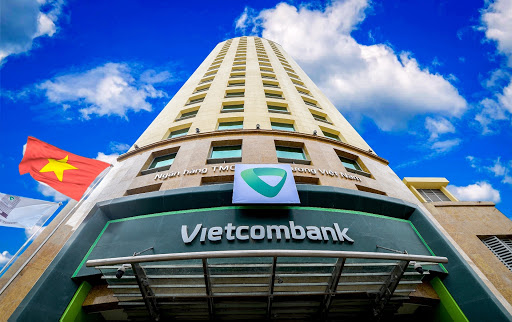 Vietcombank bổ sung tờ trình ĐHĐCĐ 2020: Để ngỏ kế hoạch lợi nhuận, dự kiến tuyển thêm 2.200 nhân viên - Ảnh 1. Vietcombank bổ sung tờ trình ĐHĐCĐ 2020: Để ngỏ kế hoạch lợi nhuận, dự kiến tuyển thêm 2.200 nhân viên - Ảnh 1.