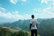 Tour du lịch Hà Giang tháng 7: Ngẩn ngơ với màu áo xanh rì của núi rừng ngày hạ