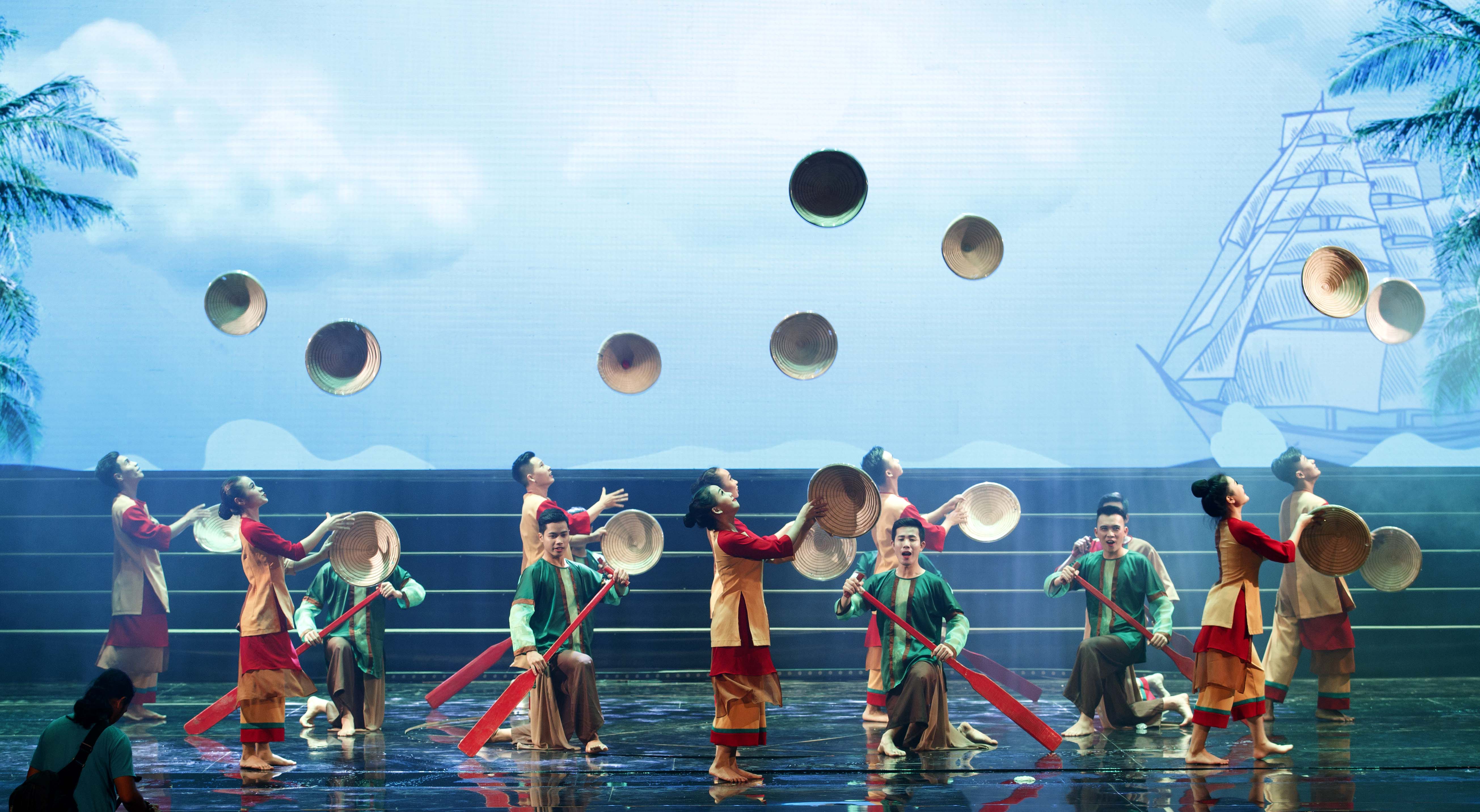 Nha Trang: Ducashow giảm vé kích cầu hướng đến dòng khách nội - Ảnh 3. Nha Trang: Ducashow giảm vé kích cầu hướng đến dòng khách nội - Ảnh 3.