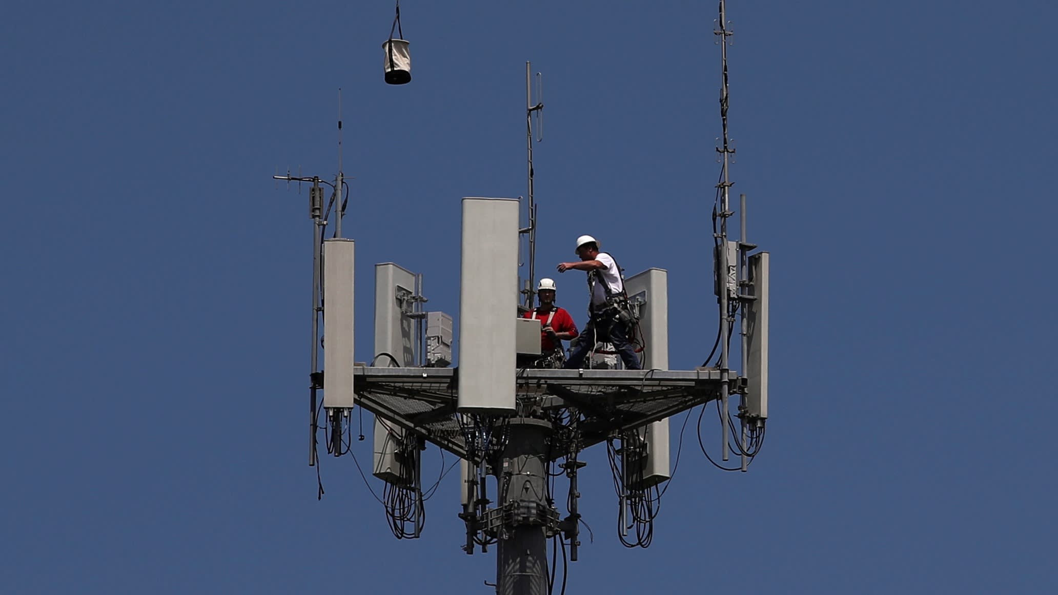 5G chưa hết nóng, Trung Quốc và Hàn Quốc lại đang chạy đua công nghệ 6G tương lai - Ảnh 1. 5G chưa hết nóng, Trung Quốc và Hàn Quốc lại đang chạy đua công nghệ 6G tương lai - Ảnh 1.