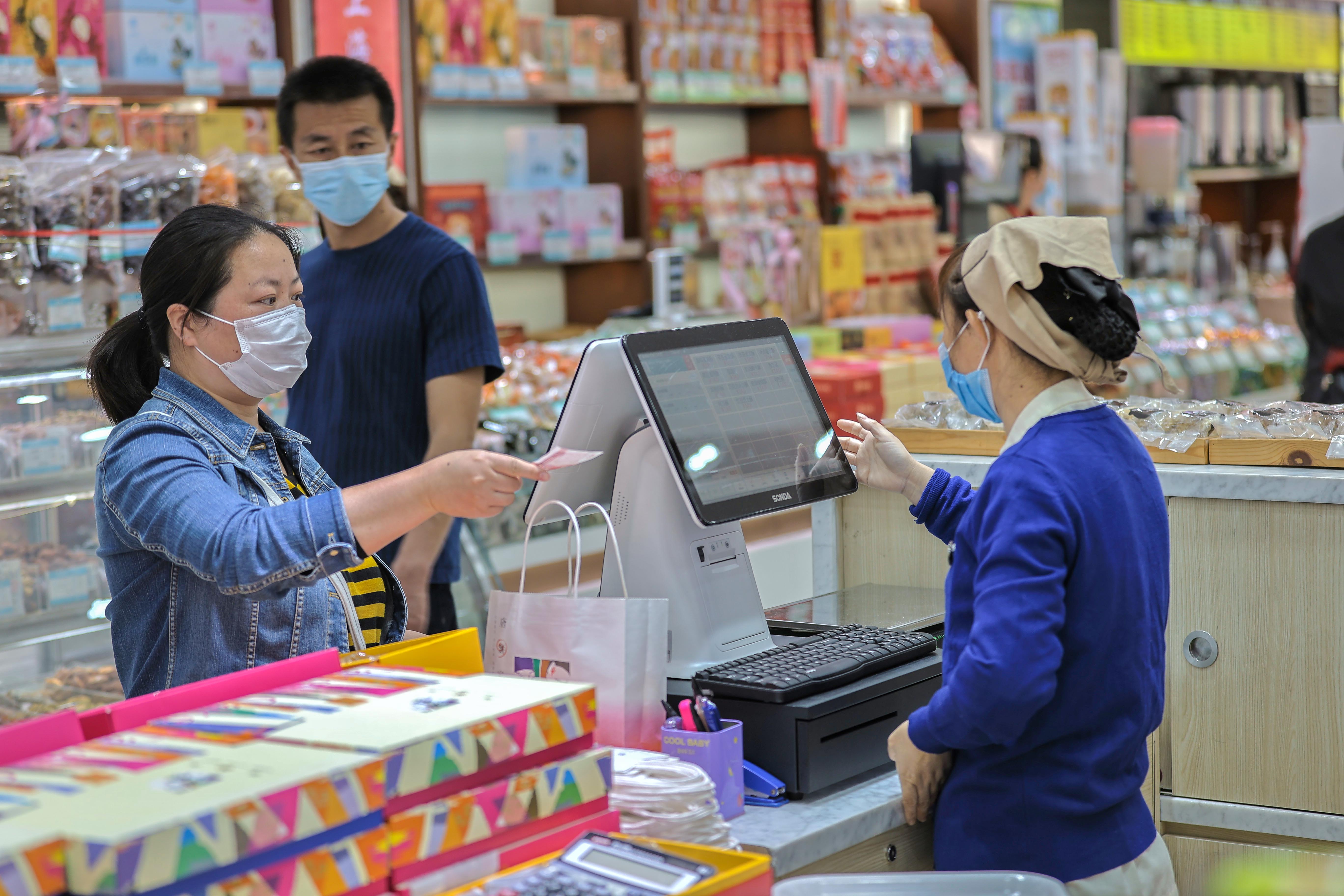 Muốn kinh tế Châu Á phục hồi sau Covid-19, cần chào đón Trung Quốc - Ảnh 2. Muốn kinh tế Châu Á phục hồi sau Covid-19, cần chào đón Trung Quốc - Ảnh 2.