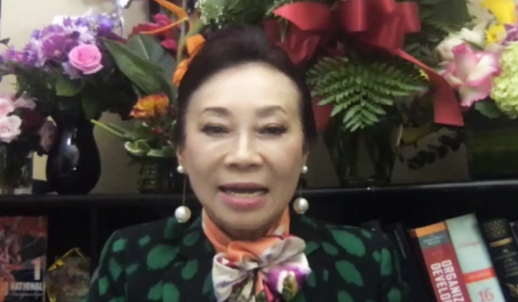Bà Đặng Thị Hoàng Yến lần đầu xuất hiện trước cổ đông sau 8 năm vắng bóng - Ảnh 1. Bà Đặng Thị Hoàng Yến lần đầu xuất hiện trước cổ đông sau 8 năm vắng bóng - Ảnh 1.