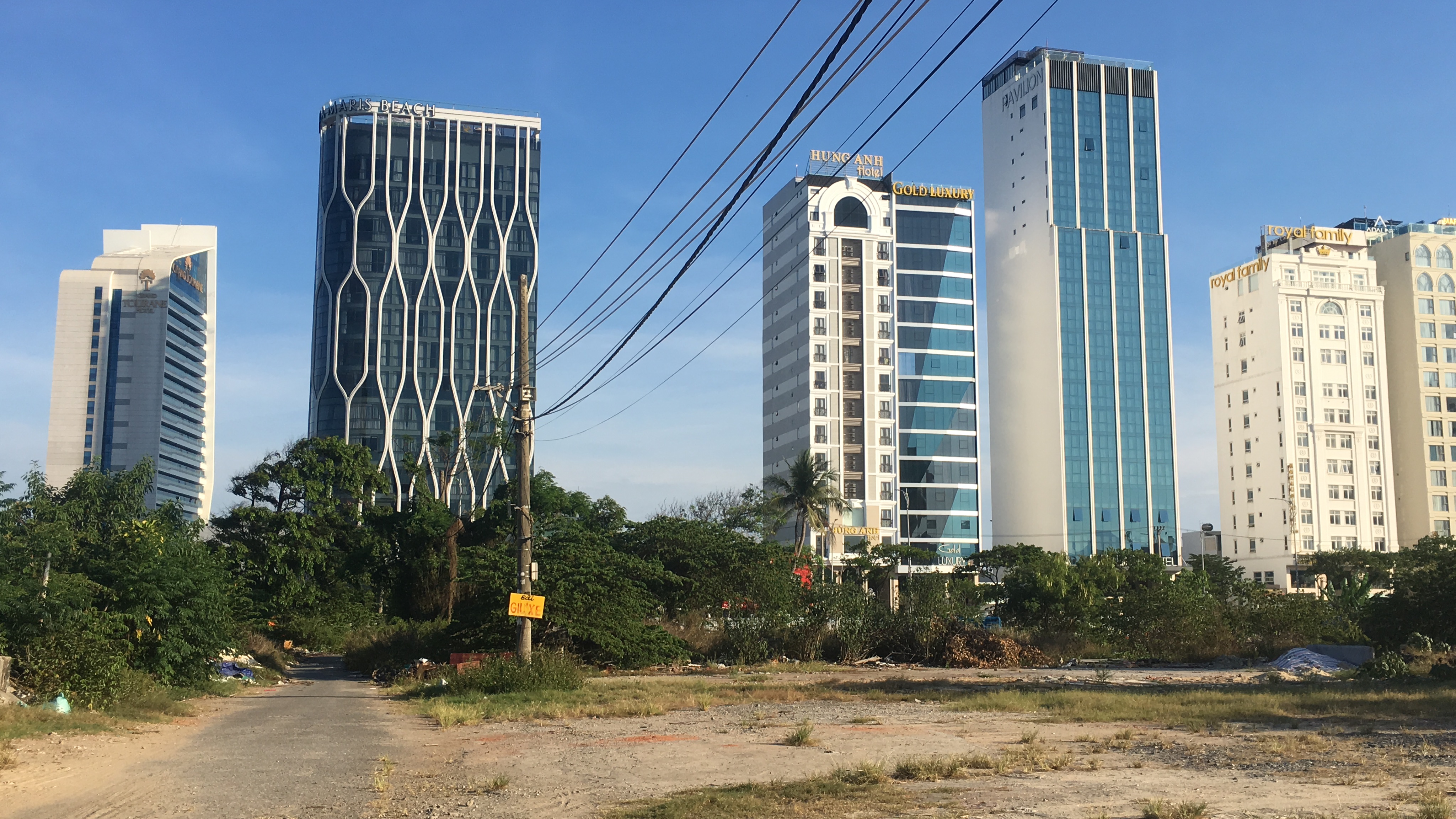 Cận cảnh khu đất ven biển Đà Nẵng sẽ đấu giá làm dự án Trung tâm tài chính, thương mại, casino 2 tỉ USD - Ảnh 4. Cận cảnh khu đất ven biển Đà Nẵng sẽ đấu giá làm dự án Trung tâm tài chính, thương mại, casino 2 tỉ USD - Ảnh 4.
