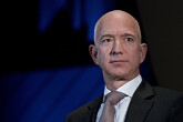Đại dịch Covid - 19 cho thấy Jeff Bezos, Bill Gates và Mark Zuckerberg chỉ là những gã giàu có keo kiệt