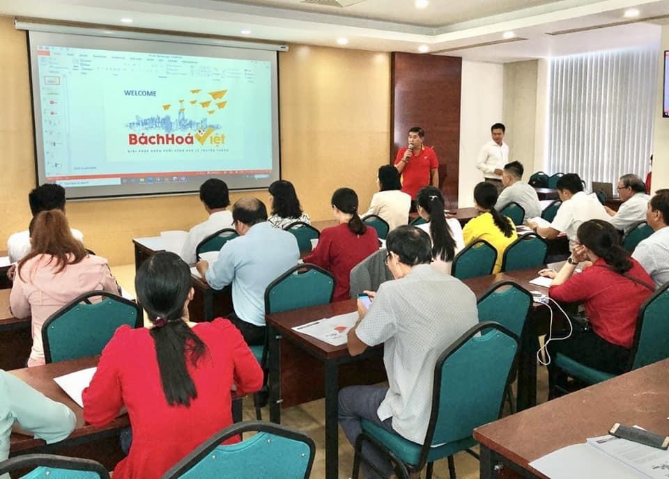 Ngành bán lẻ truyền thống chuyển mình nhờ công nghệ - Ảnh 2. Ngành bán lẻ truyền thống chuyển mình nhờ công nghệ - Ảnh 2.