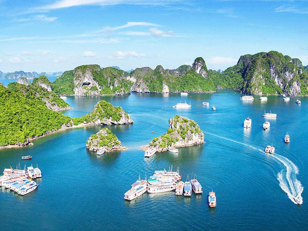 ‘Phao cứu sinh’ cho ngành du lịch sau đại dịch Covid-19 - Ảnh 1. ‘Phao cứu sinh’ cho ngành du lịch sau đại dịch Covid-19 - Ảnh 1.