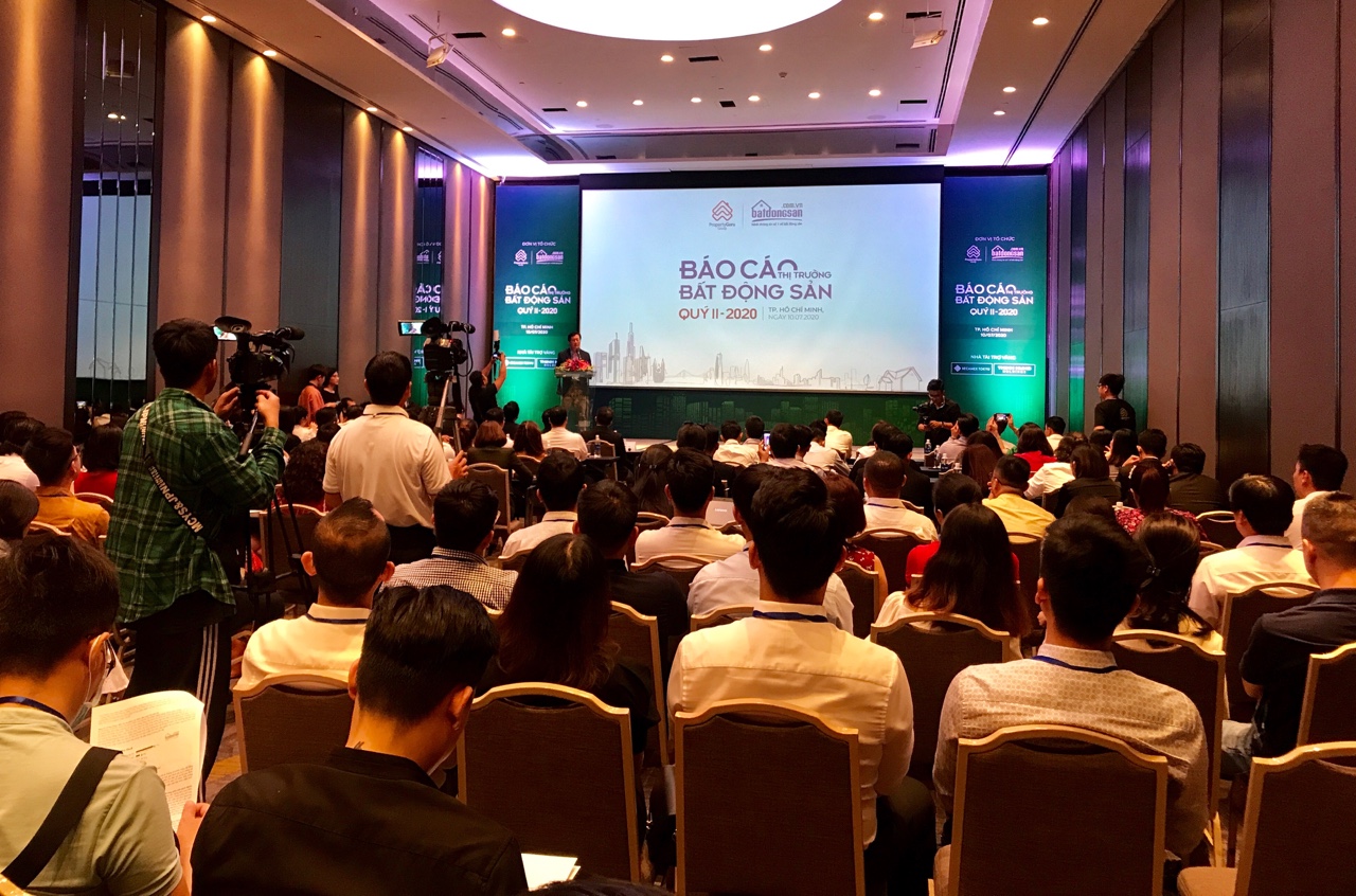 Sau COVID-19 lượng khách hàng tìm kiếm nhà giá rẻ tăng vọt - Ảnh 1. Sau COVID-19 lượng khách hàng tìm kiếm nhà giá rẻ tăng vọt - Ảnh 1.