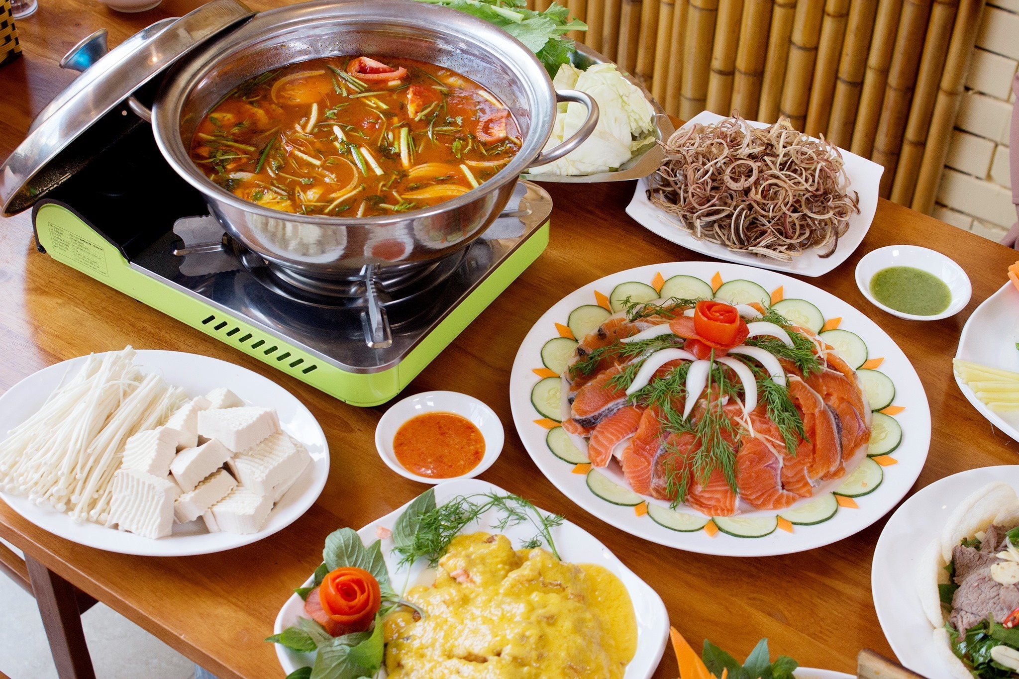 Khám phá những nhà hàng ở Sapa được hội sành ăn 'review' nhiều nhất - Ảnh 6. Khám phá những nhà hàng ở Sapa được hội sành ăn 'review' nhiều nhất - Ảnh 6.