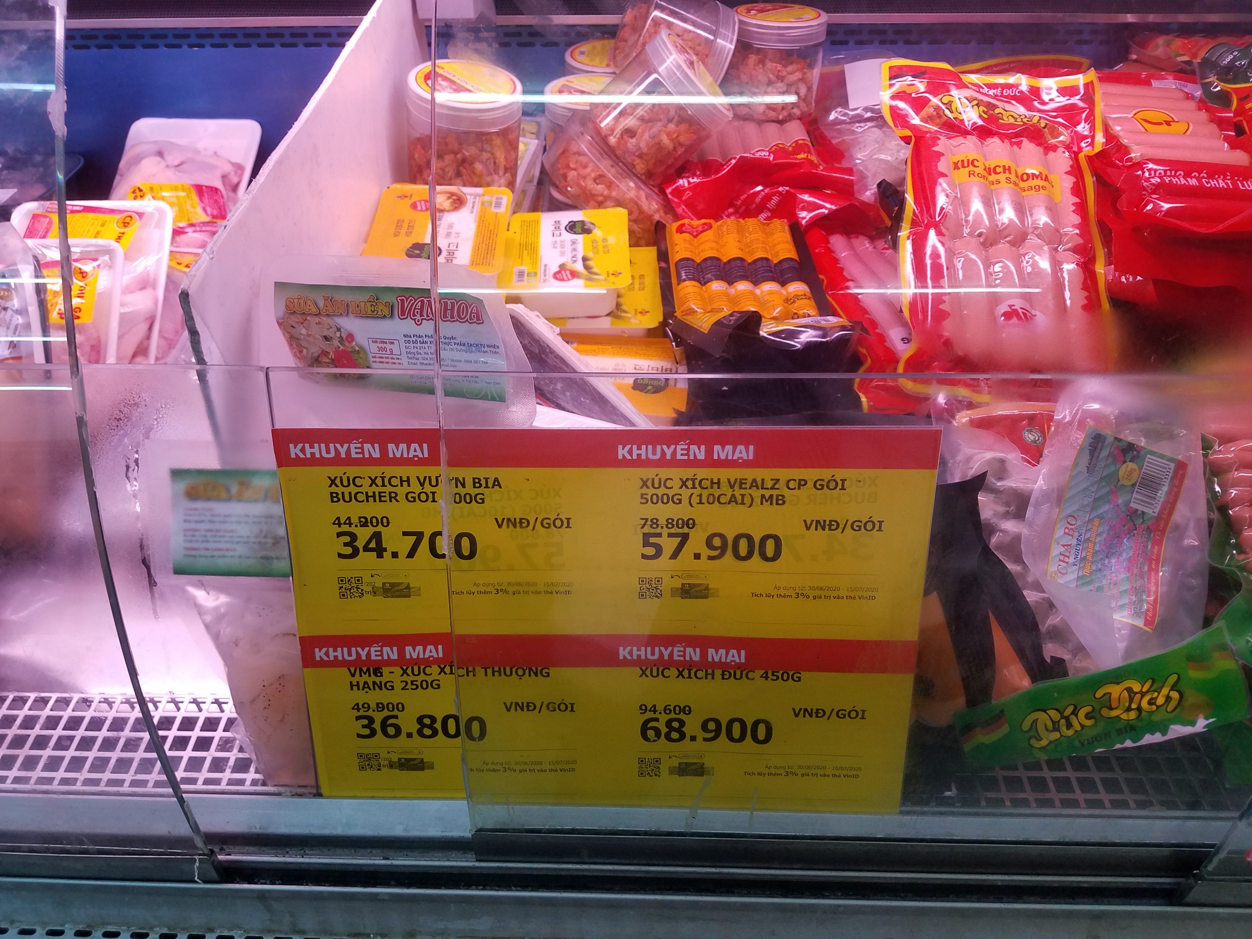 Vinmart, Lotte giảm giá sâu tới 70% các mặt hàng trong Tháng khuyến mại tập trung quốc gia - Ảnh 4. Vinmart, Lotte giảm giá sâu tới 70% các mặt hàng trong Tháng khuyến mại tập trung quốc gia - Ảnh 4.