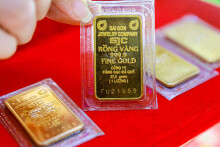 So sánh giá vàng hôm nay 14/7: Vàng miếng SJC, 24k và 18k giảm nhẹ