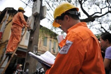 EVN điều chỉnh hóa đơn điện bị ghi sai trong tháng 6 cho hơn 6.000 khách hàng