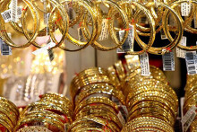 So sánh giá vàng hôm nay 17/7: Vàng SJC, 24K, 18K cùng giảm tại các doanh nghiệp