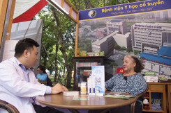 Khách nước ngoài đến Việt Nam chữa bệnh ngày càng nhiều, TP HCM ra loạt tour du lịch y tế