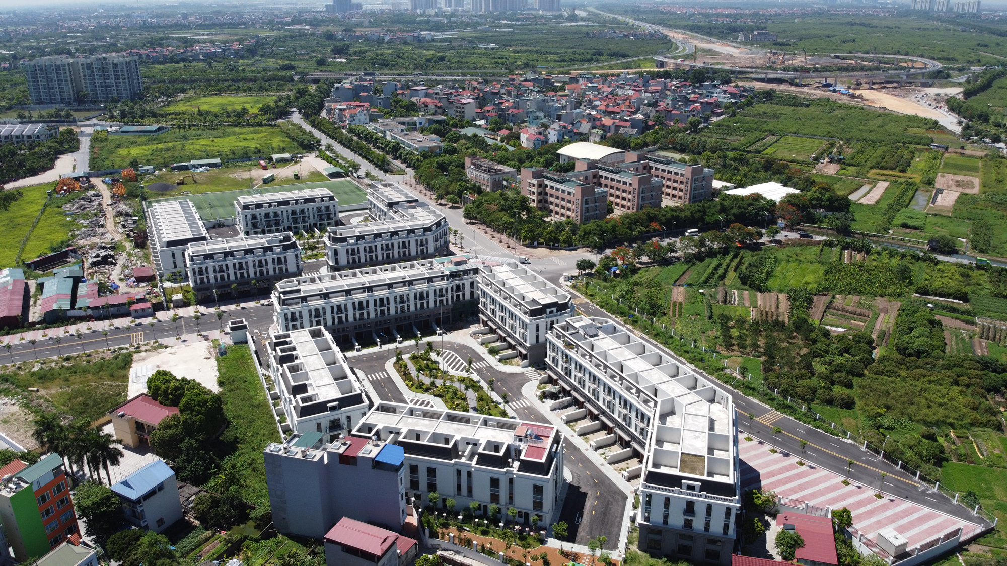 đường sẽ mở theo qui hoạch ở phường Thạch Bàn, Long Biên, Hà Nội - Ảnh 10. đường sẽ mở theo qui hoạch ở phường Thạch Bàn, Long Biên, Hà Nội - Ảnh 10.