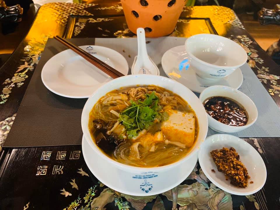 Top 5 nhà hàng chay Đà Nẵng từ sang chảnh đến bình dân hút hồn du khách - Ảnh 8.