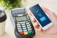 Tiếp tục đề nghị giảm cước tin nhắn đối với dịch vụ tài chính ngân hàng