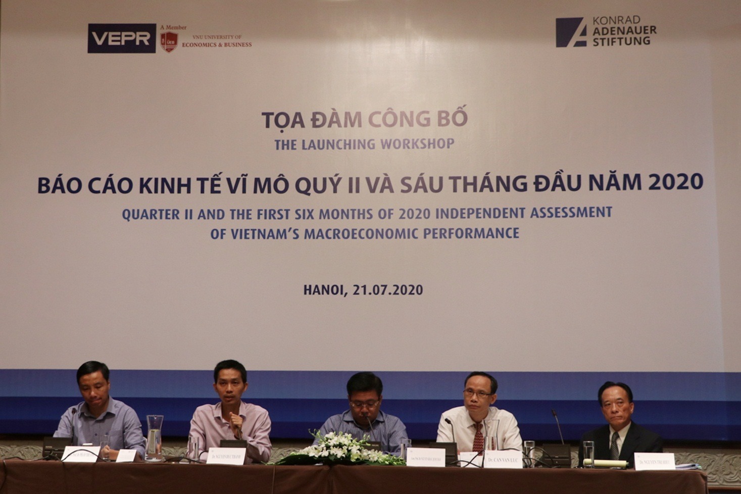Việt Nam là một số ít các quốc gia trên thế giới có mức tăng trưởng dương trong Quí 2/2020 - Ảnh 1. Việt Nam là một số ít các quốc gia trên thế giới có mức tăng trưởng dương trong Quí 2/2020 - Ảnh 1.