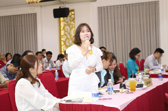 Giám đốc BĐS Đảo Vàng liên tục bán cổ phiếu CKG