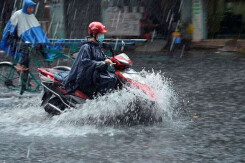 Dự báo thời tiết Hà Nội hôm nay 21/7: Hà Nội và các tỉnh vùng núi Bắc Bộ mưa to