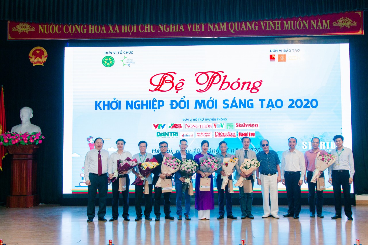 Vươn ra biển lớn cùng VietES - Cộng đồng khởi nghiệp Việt Nam tại Phần Lan - Ảnh 1. Vươn ra biển lớn cùng VietES - Cộng đồng khởi nghiệp Việt Nam tại Phần Lan - Ảnh 1.