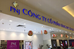 Ngấm đòn Covid-19, lợi nhuận quí II của PNJ giảm sâu