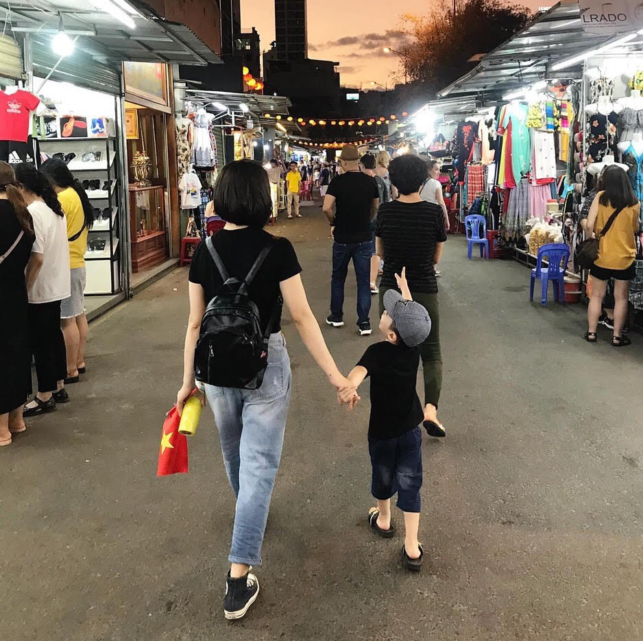 Khánh Hòa: Kêu gọi đầu tư để phát triển kinh tế đêm tại TP Nha Trang - Ảnh 2.