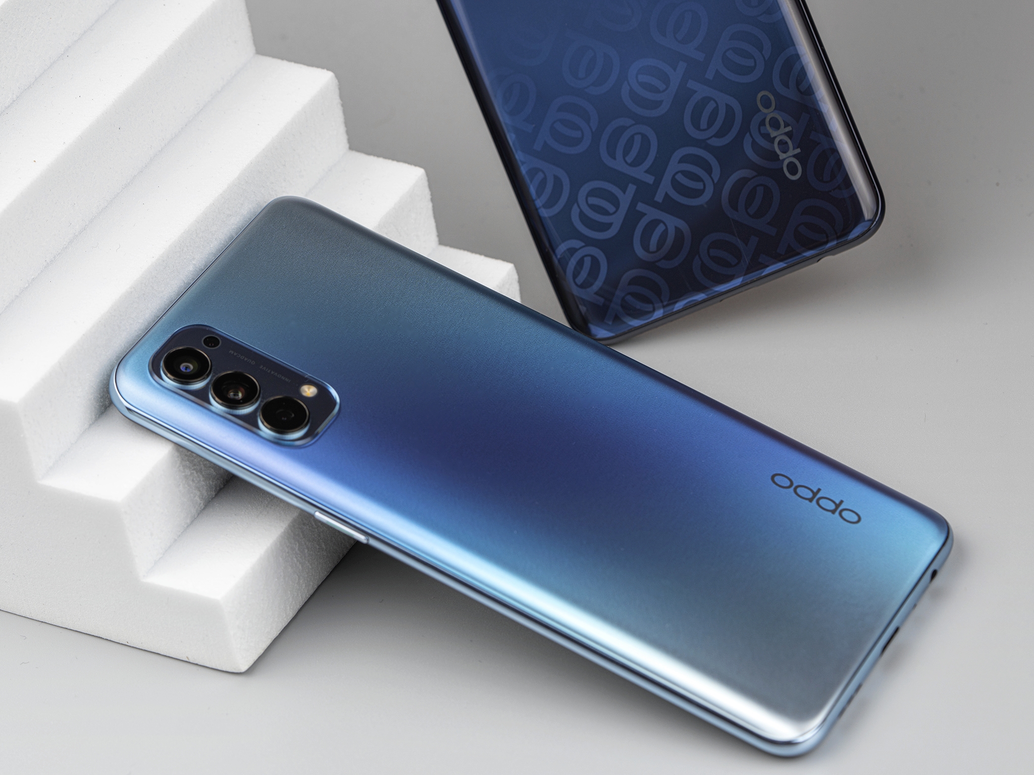 Đâu là điểm giúp OPPO Reno 4 chinh phục người dùng ngay từ cái nhìn đầu tiên? - Ảnh 7. Đâu là điểm giúp OPPO Reno 4 chinh phục người dùng ngay từ cái nhìn đầu tiên? - Ảnh 7.
