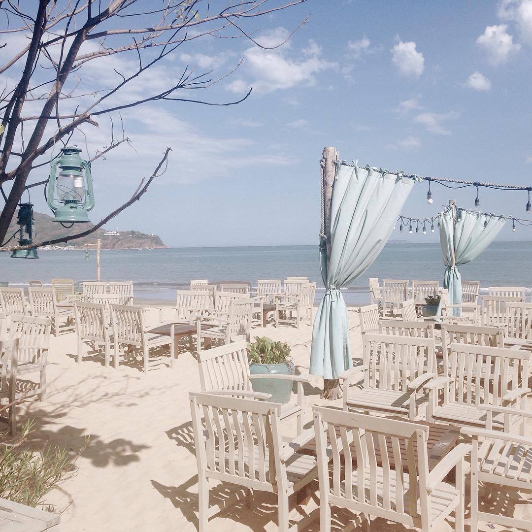 Check in Surf Bar Quy Nhơn - quán đồ uống thơm ngon, view biển mát tầm mắt - Ảnh 5. Check in Surf Bar Quy Nhơn - quán đồ uống thơm ngon, view biển mát tầm mắt - Ảnh 5.