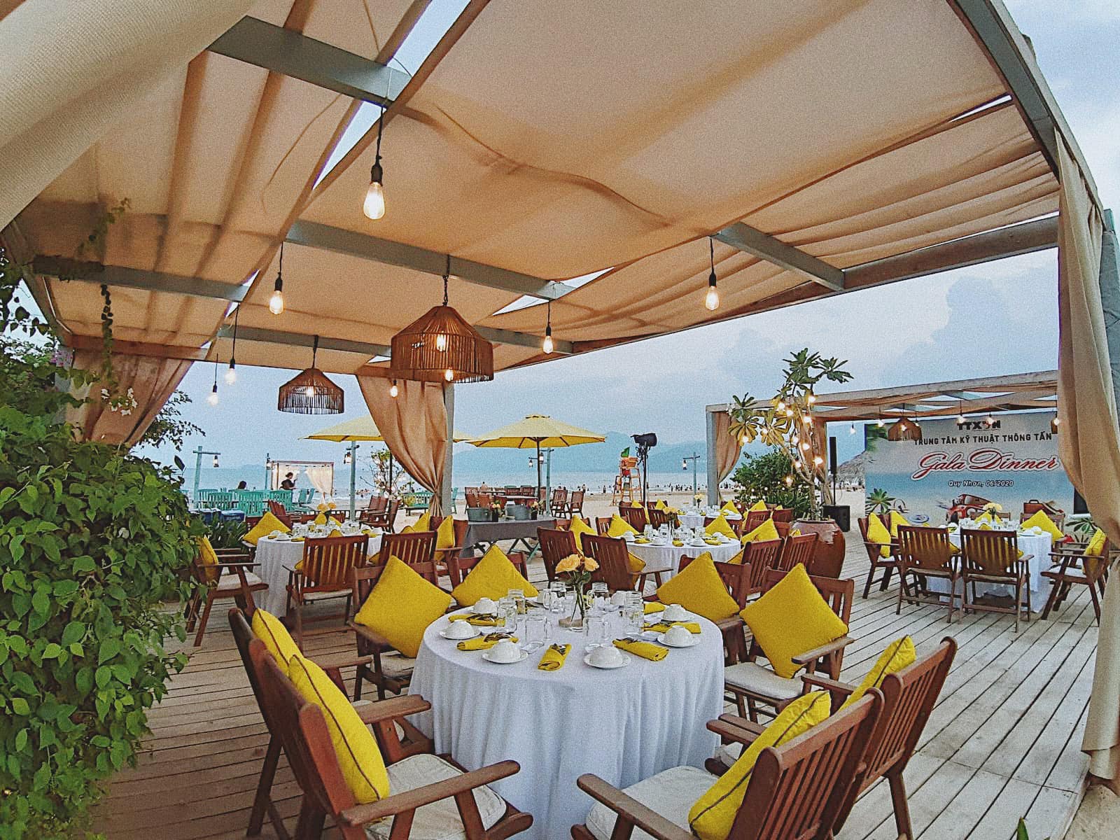 Check in Surf Bar Quy Nhơn - quán đồ uống thơm ngon, view biển mát tầm mắt - Ảnh 7. Check in Surf Bar Quy Nhơn - quán đồ uống thơm ngon, view biển mát tầm mắt - Ảnh 7.